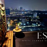Scenic Garden Balcony Est Bangsar Studio For 2